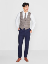 Brown and nay checked pageboy outfit