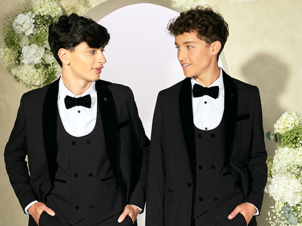 What To Wear To A Black Tie Wedding